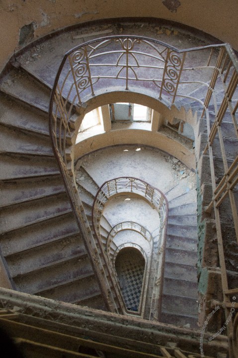 hchristian20 VI - spiral staircase